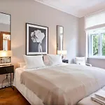 Fantastic Apartment In Prime Location - City Center West