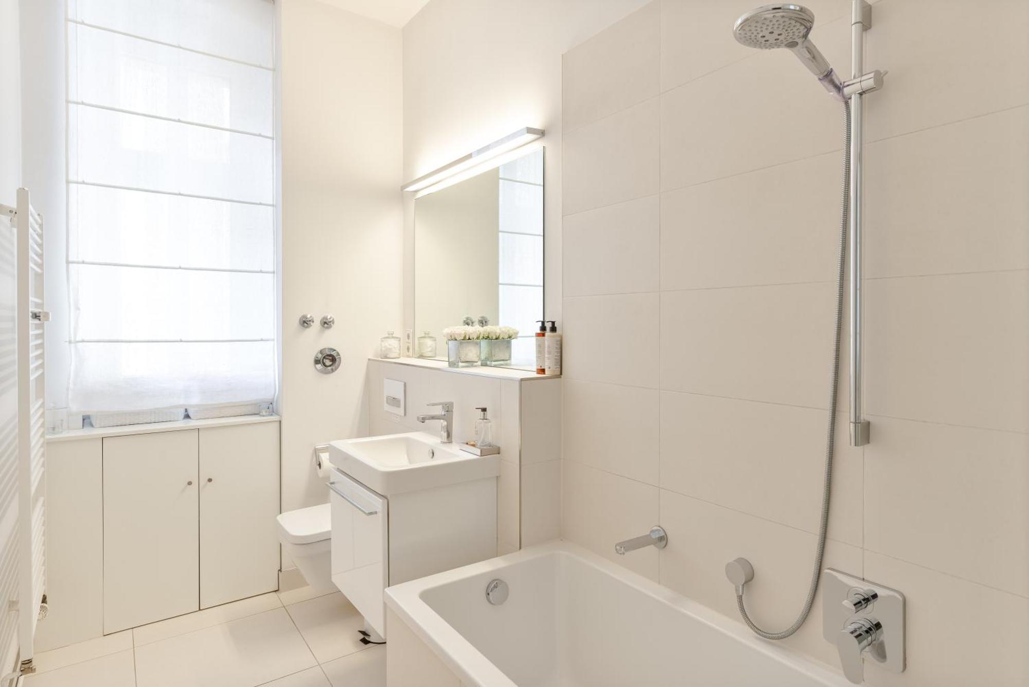 Fantastic In Prime Location - Center West Apartamento